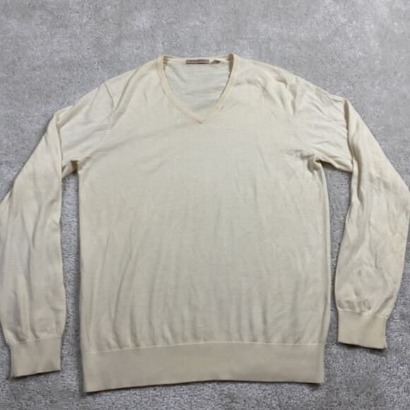 Uniqlo Sweater Mens L Extra Fine Merino Wool V Neck Pullover Lightweight Preppy - Picture 1 of 6